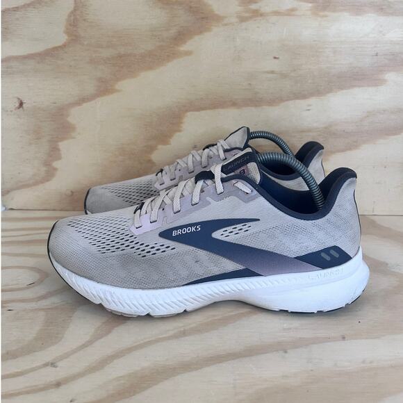 Brooks - Launch 8 - Running Shoes - Gray/Pink - Women's - 11(B) - 1203451B653 - Picture 3 of 9